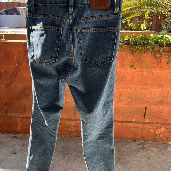 Sezane Jeans - Picture 3 of 4